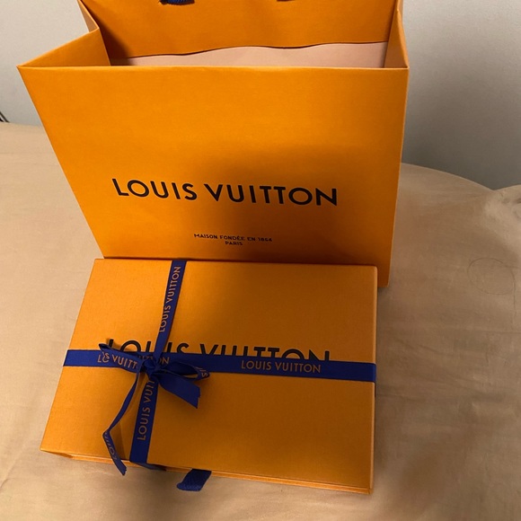 Louis Vuitton Storage & Organization Louis Vuitton Gift Box And Bow